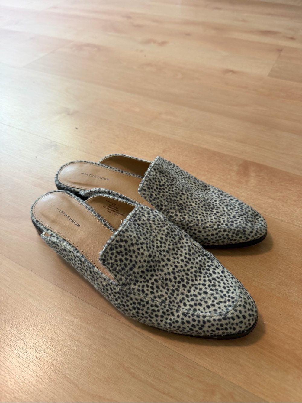 Women's Slip-On Mule in Speckled Gray